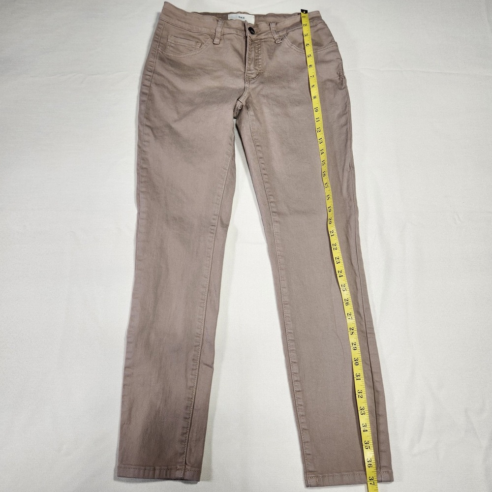Buckle Women Skinny Jeans in Taupe Brown - Picture 11 of 16